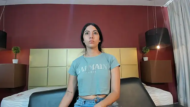 AnnHouston1 online show from October 7, 2025, 1:45 pm