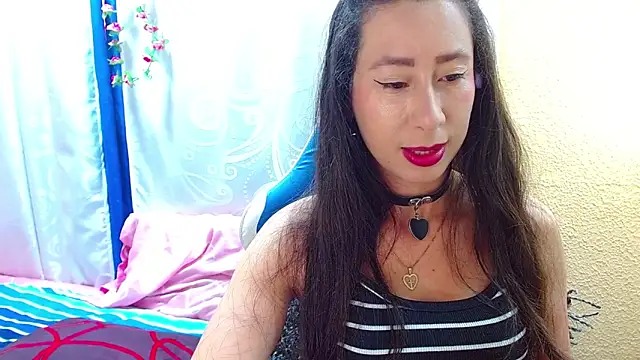 Snapshot of Gia_leinn chatting on October 12, 2025, 7:59 pm Gia leinn online show from October 12, 2025, 7:59 pm