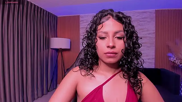 Snapshot of hannah_thomson_ chatting on September 30, 2025, 3:45 am hannah thomson online show from September 30, 2025, 3:45 am