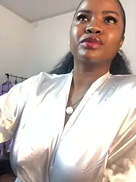 Snapshot of ValerieBlakee chatting on October 4, 2025, 1:23 pm ValerieBlakee online show from October 4, 2025, 1:23 pm