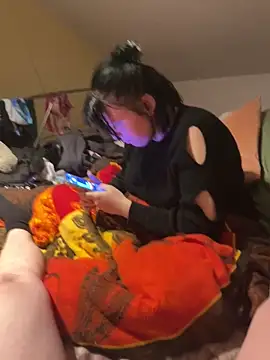 Tightassslut18 online show from March 9, 2025, 6:11 pm