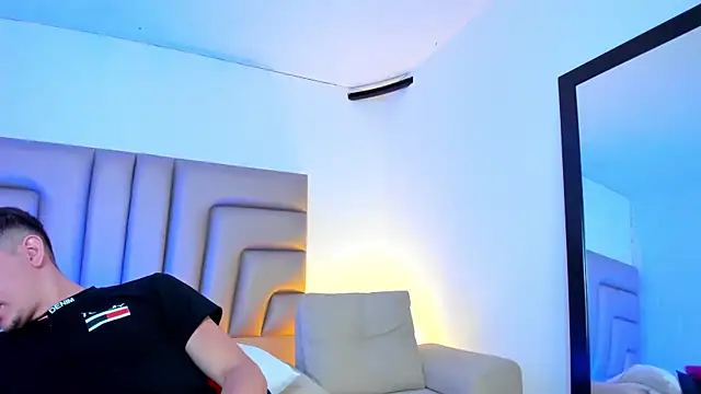 BonnieeAndClyde online show from October 3, 2025, 8:10 pm