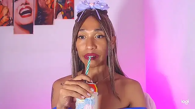 Snapshot of red_veltet chatting on September 21, 2025, 2:49 am red veltet online show from September 21, 2025, 2:49 am