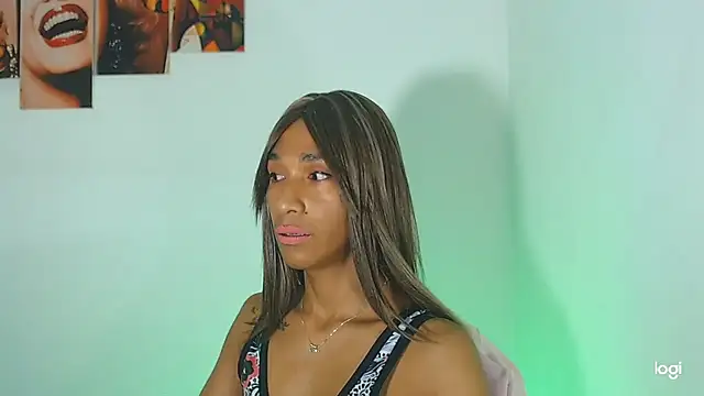 Snapshot of red_veltet chatting on September 22, 2025, 11:11 pm red veltet online show from September 22, 2025, 11:11 pm