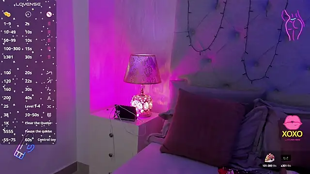 Snapshot of goth_tasha chatting on October 11, 2025, 8:10 pm goth tasha online show from October 11, 2025, 8:10 pm