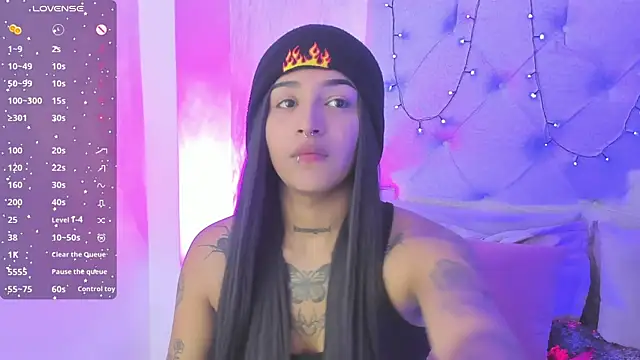 Snapshot of goth_tasha chatting on October 21, 2025, 7:13 pm goth tasha online show from October 21, 2025, 7:13 pm