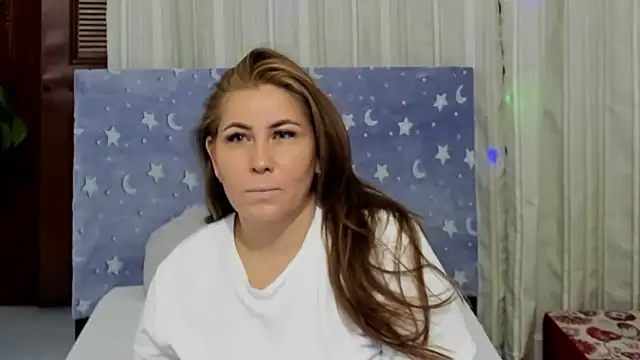 EmmaFosteer online show from September 11, 2025, 11:38 pm
