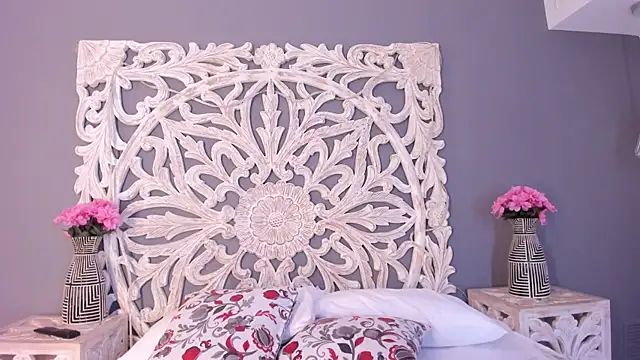 AnnieGibbyns online show from April 9, 2026, 4:24 pm