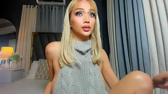 Snapshot of KylieSonique chatting on February 27, 2026, 4:56 am KylieSonique online show from February 27, 2026, 4:56 am