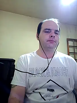 Jovissoares7ye online show from April 18, 2026, 2:25 am