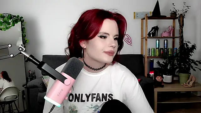 Della Ideal online show from September 20, 2025, 4:34 pm