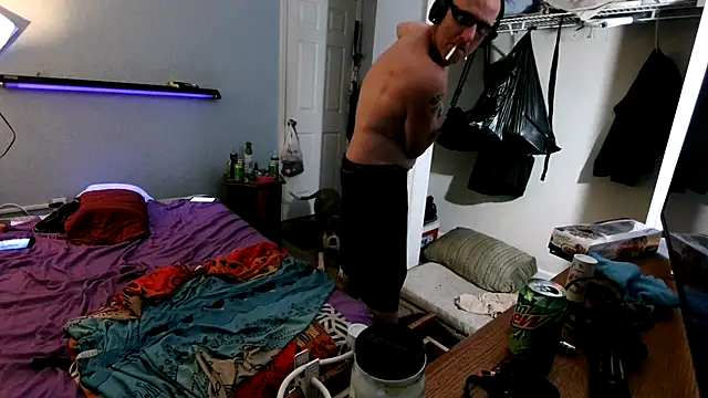 Snapshot of PornStro921 chatting on March 14, 2025, 8:28 pm PornStro921 online show from March 14, 2025, 8:28 pm