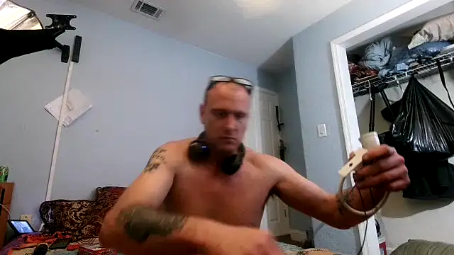 Snapshot of PornStro921 chatting on March 14, 2025, 11:12 am PornStro921 online show from March 14, 2025, 11:12 am