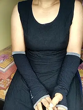 Snapshot of geetha_telugu_kan277 chatting on September 22, 2025, 12:11 pm geetha telugu kan277 online show from September 22, 2025, 12:11 pm