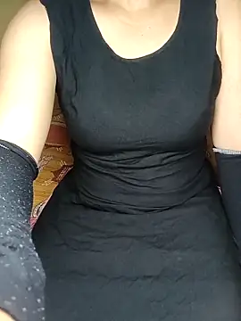 Snapshot of geetha_telugu_kan277 chatting on October 17, 2025, 4:42 pm geetha telugu kan277 online show from October 17, 2025, 4:42 pm