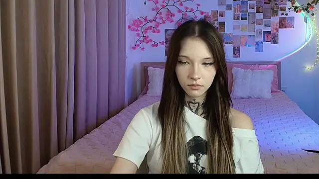 mefwhore online show from April 17, 2026, 11:13 am