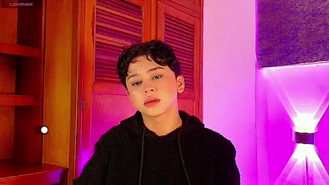 Snapshot of Dante_bre chatting on September 29, 2025, 1:28 pm Dante bre online show from September 29, 2025, 1:28 pm