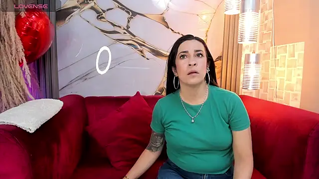 Bella williamss  online show from September 22, 2025, 7:53 pm