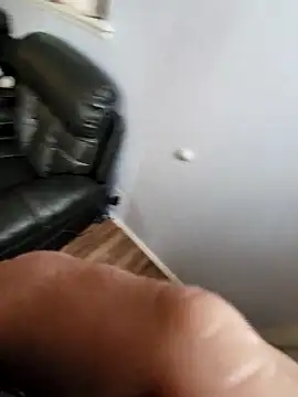 Bigjohn81401 online show from December 5, 2025, 5:44 pm