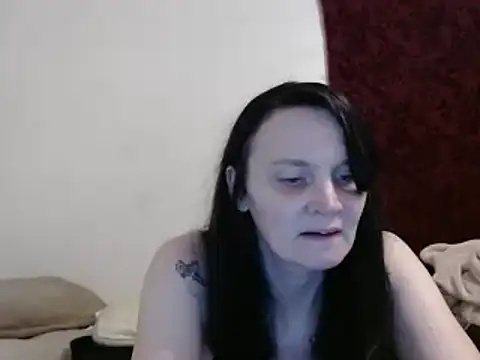 Hotmodel1984 online show from March 13, 2025, 3:33 am