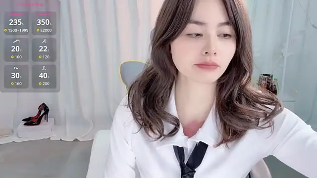 weiwei160 online show from November 26, 2025, 10:15 am