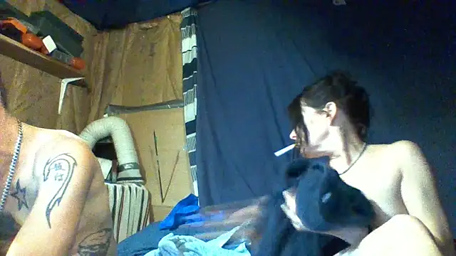 Snapshot of SillyRabbitz chatting on February 10, 2026, 6:23 am SillyRabbitz online show from February 10, 2026, 6:23 am