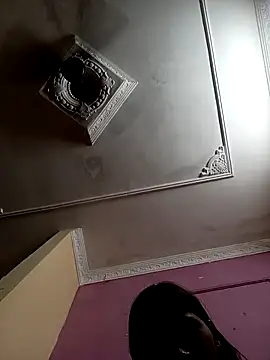 heena-3678 online show from April 12, 2026, 2:53 pm