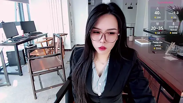 xixiya888 online show from November 12, 2025, 1:10 am