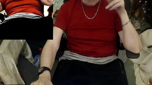 maxdaddy690 online show from April 3, 2026, 1:34 am