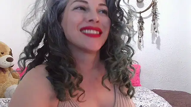 Snapshot of Victoria_Lover chatting on September 18, 2025, 2:47 am Victoria Lover online show from September 18, 2025, 2:47 am