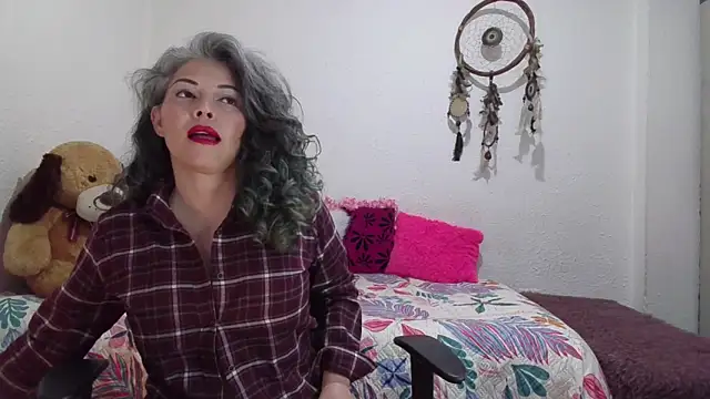 Snapshot of Victoria_Lover chatting on October 22, 2025, 3:39 am Victoria Lover online show from October 22, 2025, 3:39 am