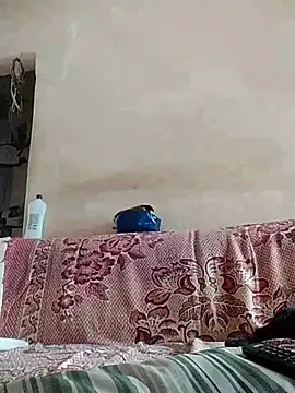 Fellyna online show from February 25, 2025, 4:04 pm