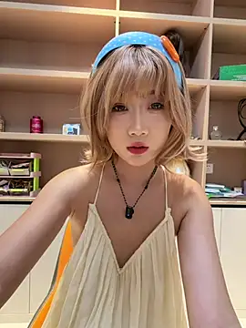 Xiaoxia-Baby online show from August 5, 2026, 6:18 am