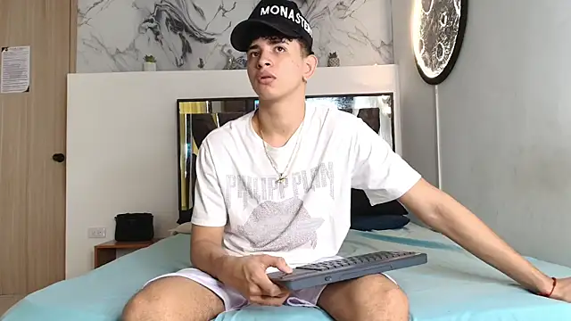 Snapshot of KING_OFF_BOYS chatting on October 1, 2025, 1:26 pm KING OFF BOYS online show from October 1, 2025, 1:26 pm