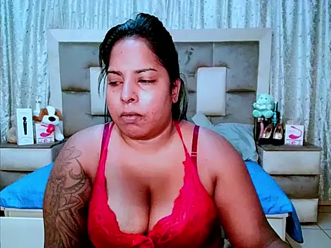 Snapshot of indiantopaz694u chatting on March 19, 2025, 3:52 am indiantopaz694u online show from March 19, 2025, 3:52 am