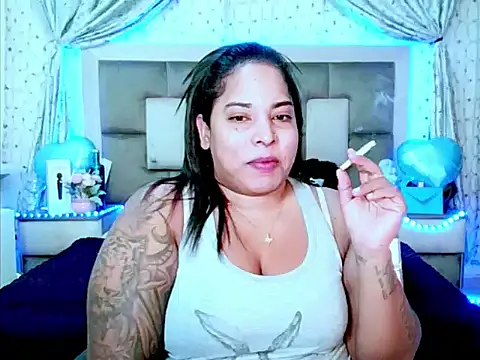 Snapshot of indiantopaz694u chatting on October 1, 2025, 4:39 am indiantopaz694u online show from October 1, 2025, 4:39 am