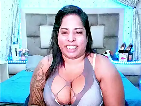 Snapshot of indiantopaz694u chatting on September 13, 2025, 4:34 am indiantopaz694u online show from September 13, 2025, 4:34 am