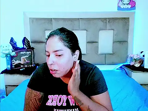 Snapshot of indiantopaz694u chatting on February 6, 2026, 5:03 am indiantopaz694u online show from February 6, 2026, 5:03 am