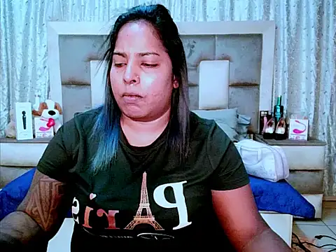 Snapshot of indiantopaz694u chatting on March 18, 2025, 4:51 am indiantopaz694u online show from March 18, 2025, 4:51 am