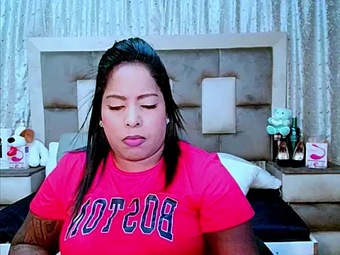 Snapshot of indiantopaz694u chatting on March 21, 2025, 8:17 am indiantopaz694u online show from March 21, 2025, 8:17 am