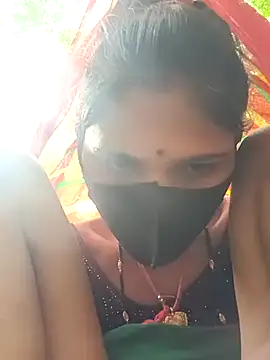 Snapshot of Chhavi_Chadha chatting on November 4, 2025, 4:27 am Chhavi Chadha online show from November 4, 2025, 4:27 am