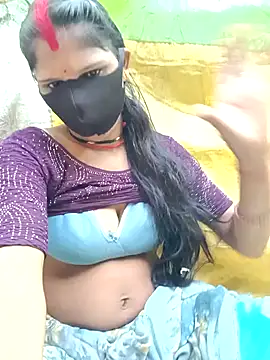 Snapshot of Chhavi_Chadha chatting on September 26, 2025, 9:05 am Chhavi Chadha online show from September 26, 2025, 9:05 am