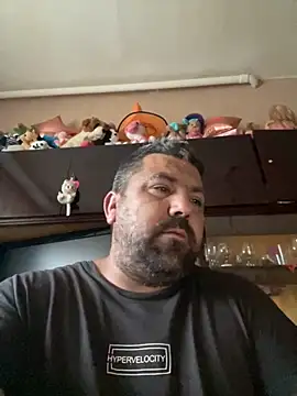 Snapshot of Alexander18edd chatting on September 30, 2025, 3:40 pm Alexander18edd online show from September 30, 2025, 3:40 pm