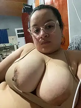 Snapshot of gordatetona_69 chatting on November 4, 2025, 12:47 am gordatetona 69 online show from November 4, 2025, 12:47 am