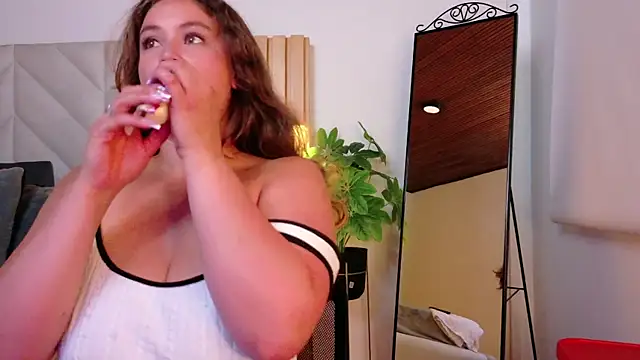 Snapshot of Anaise_latif chatting on October 9, 2025, 11:55 am Anaise latif online show from October 9, 2025, 11:55 am