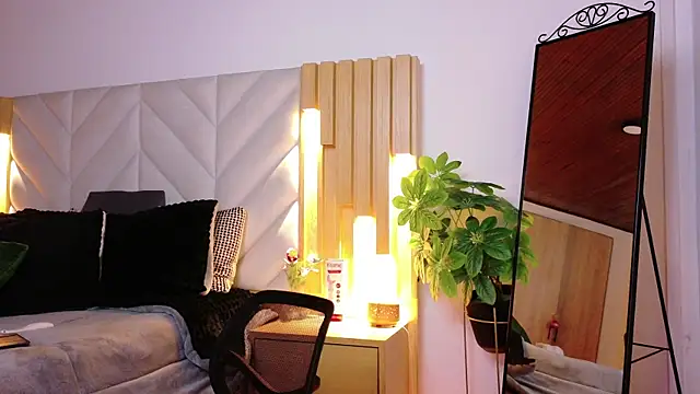 Snapshot of Anaise_latif chatting on October 3, 2025, 11:34 am Anaise latif online show from October 3, 2025, 11:34 am