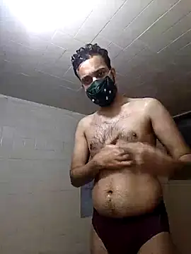 cuteboyhot18 online show from March 6, 2025, 1:57 pm