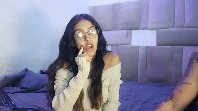 Snapshot of pocahontasoriginal chatting on November 2, 2025, 11:32 pm pocahontasoriginal online show from November 2, 2025, 11:32 pm