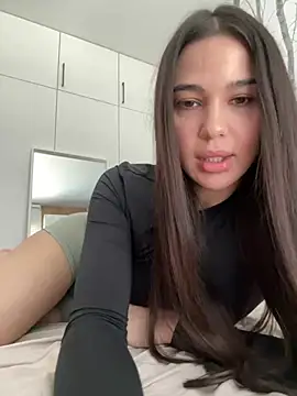 Snapshot of Tris_Darsy chatting on March 5, 2025, 1:06 pm Tris Darsy online show from March 5, 2025, 1:06 pm