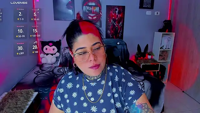 Veronika metal online show from September 30, 2025, 1:06 pm